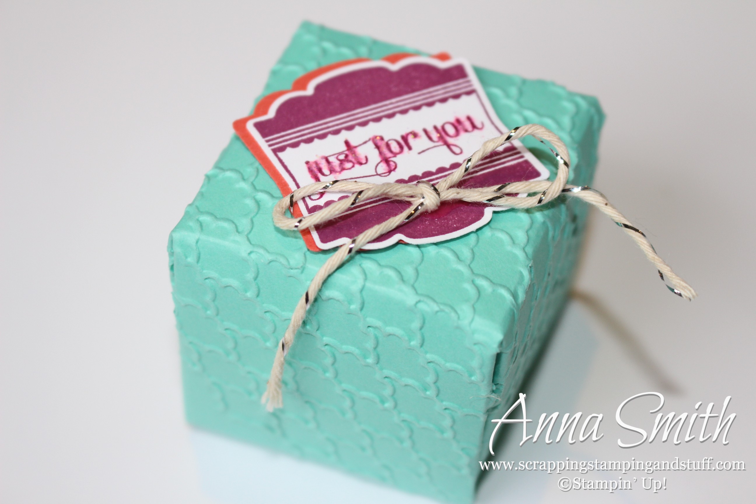 Gift Box Punch Board