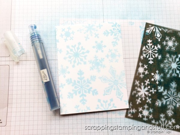 Take a look at these 3 ways to use stencils for gorgeous card backgrounds and special elements!