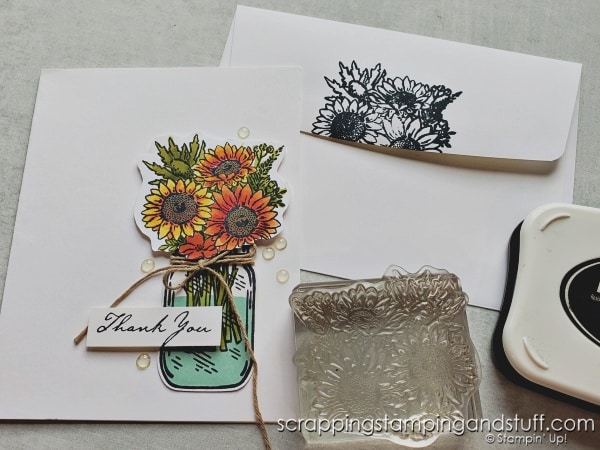 Never send a naked envelope! Click to see 6 simple ways to decorate an envelope!